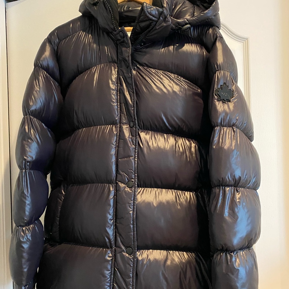 Black Puffer Jacket Size Large